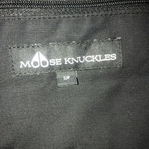 Moose Knuckles Women's Down filled Parka Black On Black Small Rare - Picture 5 of 14